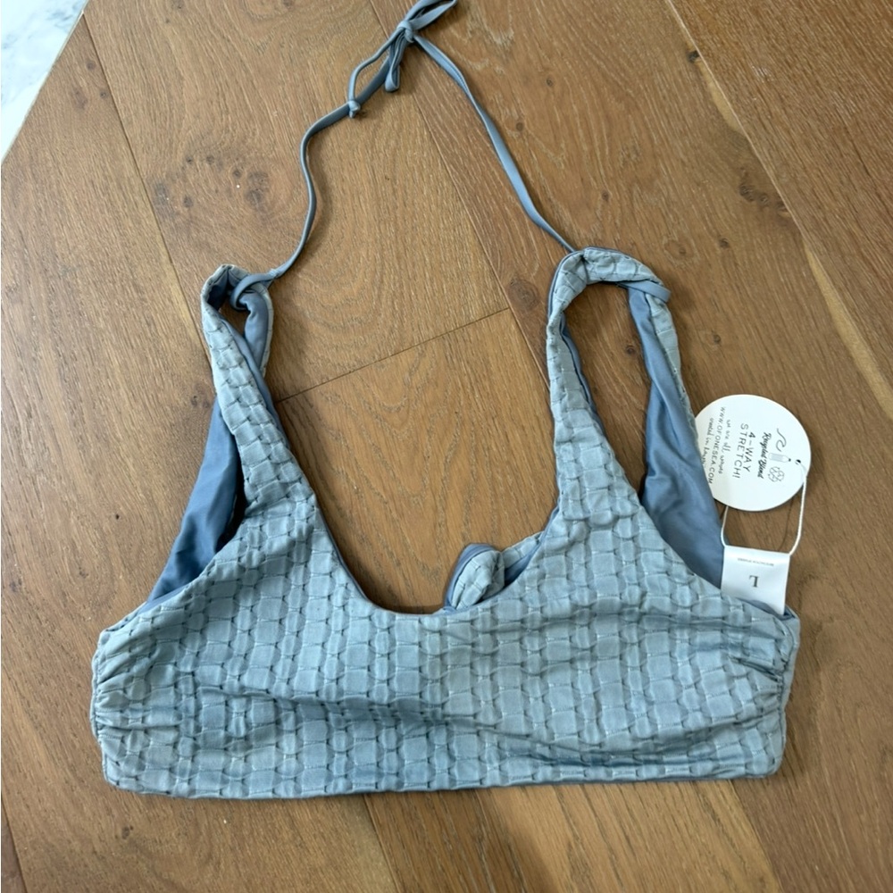 Of One Sea bikini top L